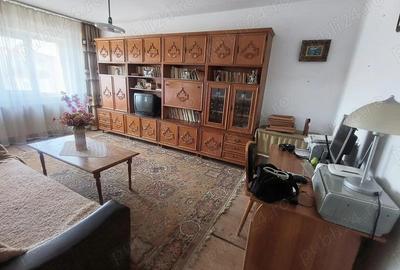 Apartament 3 camere Curtea de Arges strada 1 Decembrie de vanzare! - 4
