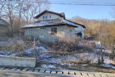 Proprietar vinde casa si teren in Sarata Deal Nou ,Bacau. - 6