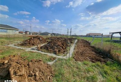 Casă cu 4 camere cu Teren 811 Mp în Biharia - 2