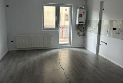 Apartament cu 3 camere în Dobrești - 1