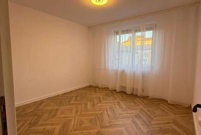Apartament cu 3 camere decomandat în Rogerius - 5