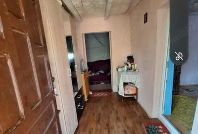 Casă cu 4 camere în Botoroaga - 8