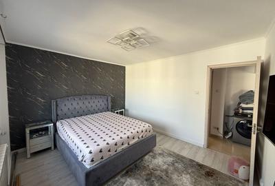 Apartament cu 3 camere decomandat în 13 Septembrie - 1