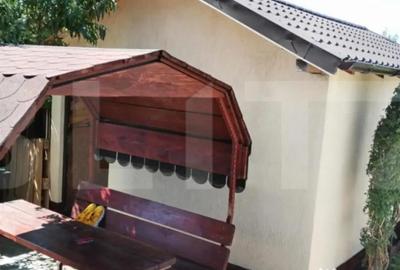 Casă cu 4 camere cu Teren 250 Mp în Central - 1