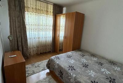 Apartament cu 2 camere decomandat în Rovine