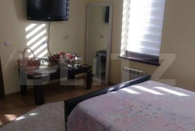 Casă cu 5 camere cu Teren 600 Mp în Central - 11