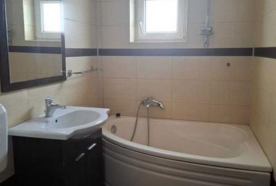 Apartament cu 3 camere decomandat în Răcădău - 6