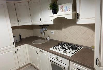 Apartament cu 3 camere decomandat în Sălaj