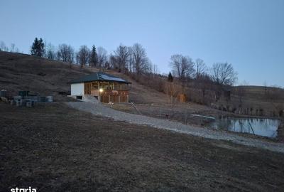 Casă cu 1 camere cu Teren 12000 Mp în Central - 2