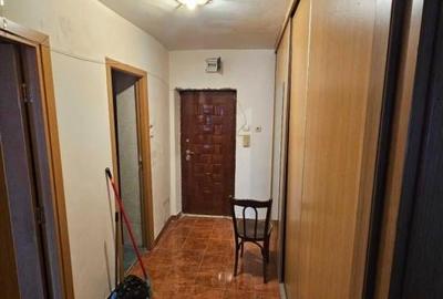 Garsoniera 38mp-bloc 1989 -Blv Burebista x Calea Dudesti - 6