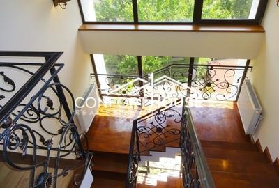 VILA DE LUX, teren 1500mp, piscina, padure, IANCU NICOLAE - 35