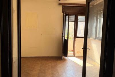 Casă cu 4 camere în Central - 6
