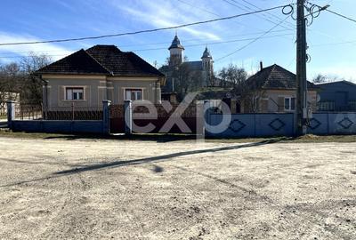 Casă individuală cu 3 camere cu Canalizare în Sânpaul - 1