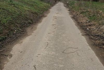 Sisesti str.Dirijorului (in capatul str.Al.Bratu) 1000 mp deschidere 18,27 ml - 6