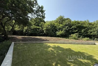 Case cuplate la liziera padurii , ideale pentru 2 familii ! - 7