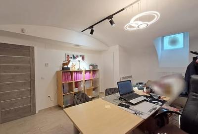 Apartament cu 4 camere semidecomandat, mobilat în Central - 13