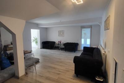 Casă individuală cu 6 camere cu Teren 680 Mp în Central - 11