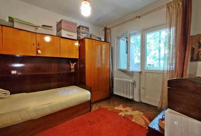 De vanzare apartament 3 camere, str.Morii, Nufarul, Oradea De vanzare apartament 3 camere, str.Morii, Nufarul, Oradea - 5