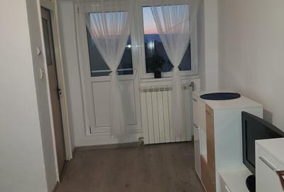 Garsonieră semidecomandată, mobilată în Rahova