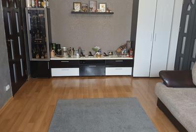 Apartament cu 3 camere semidecomandat, mobilat în Iancului - 1