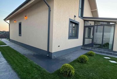 Casă cu 3 camere în Preajba - 4