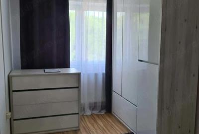 Apartament cu 3 camere decomandat în Central - 1