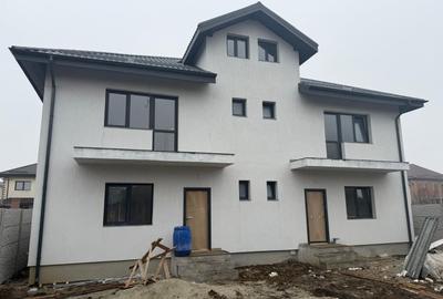 Casă individuală cu 3 camere cu Canalizare în Central - 6