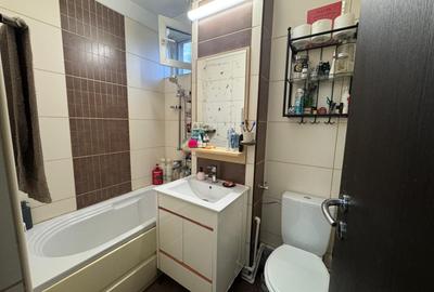 Apartament 3 camere, 72 mp utili, Drumul Taberei - Valea Ialomitei, Vedere spate Apartament 3 camere, 72 mp utili, Drumul Taberei - Valea Ialomitei, Vedere spate - 10