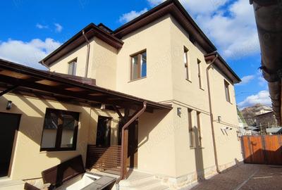 Casă cu 6 camere în Turda - 3