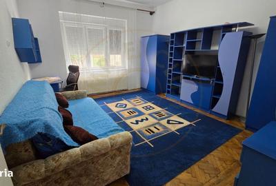 Apartament cu 3 camere decomandat în Titulescu