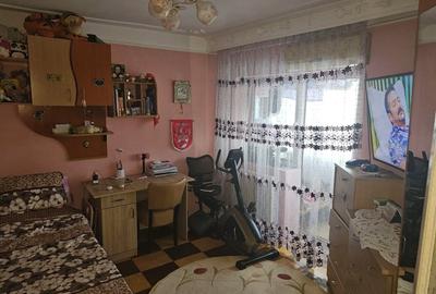 Apartament 2 camere decomandat - etaj intermediar - Baza 3 - 3