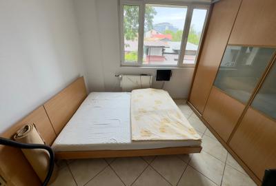 Apartament 2 camere, bloc anvelopat, metrou 1 Mai - 4