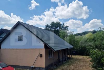 Casă cu 4 camere cu Teren 700 Mp în Centura