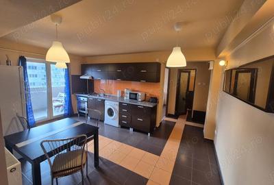 Apartament cu 3 camere decomandat în Micro IV - 9