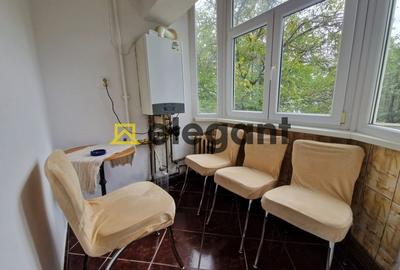 3 camere, decomandat, etaj 1, centrala, 1 Mai-Spital nr. 1 - 12