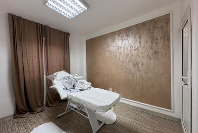 Spațiu comercial, de 43.759998321533 mp, în Florilor - 7