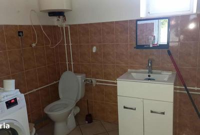 Casă cu 2 camere cu Teren 820 Mp în Central - 1