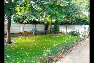 Casă cu 8 camere cu Canalizare în Dorobanți - 2