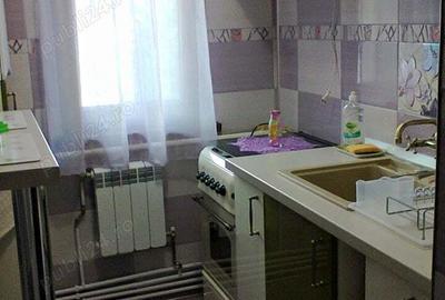 Ofer spre inchiriere 2 camere decomandate mobilate in Sinaia - 4