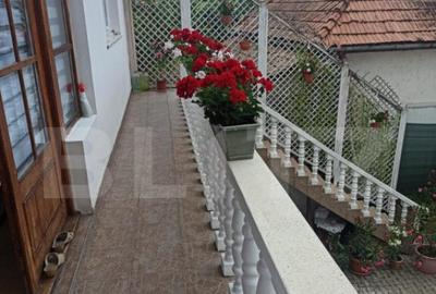 Doua Case + 2 Spa?ii Comerciale, 440 mp Utili pe Str. - 3