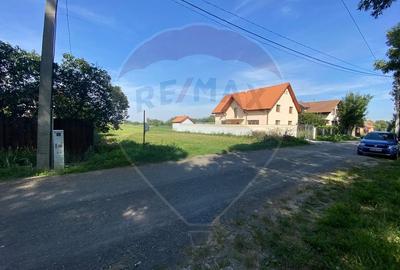 Teren de vanzare in  Prejmer de 3,600 mp ,  intravilan cu utilitati - 1