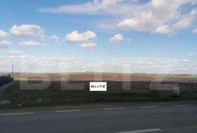 Teren de 2500 mp, în Central