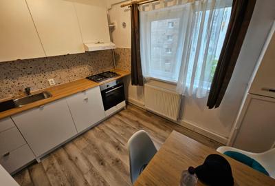 Garsonieră decomandată în Plopilor - 7