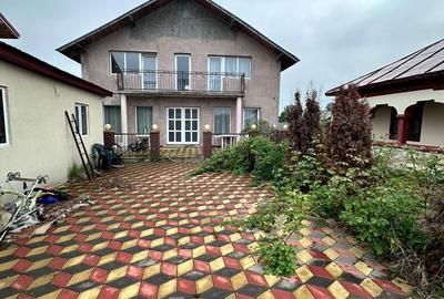 Casă cu 6 camere cu Teren 1000 Mp în Bucșani - 4