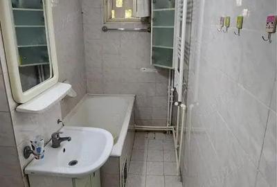 Apartament cu 3 camere semidecomandat, mobilat în Tomis Nord - 1