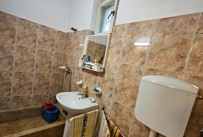 Casă cu 7 camere cu Teren 355 Mp în Decebal - 6