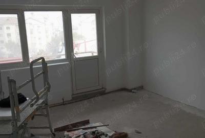 Apartament cu 2 camere decomandat în Micro 3 - 1