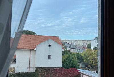 Garsonieră decomandată, mobilată în Dacia - 9