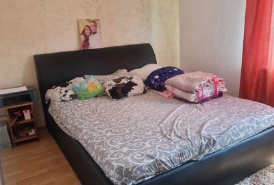 Casă cu 4 camere în Central - 1