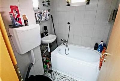 Apartament cu 2 camere semidecomandat, mobilat în Florilor - 6